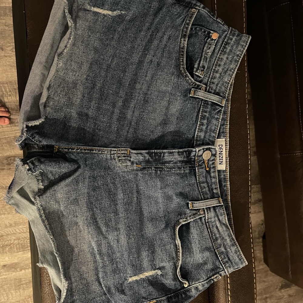 Denizen by levi high waisted shorts